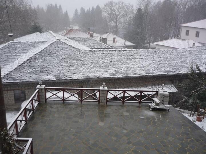 Eufrosini Guesthouse เมทโซโว ภายนอก รูปภาพ