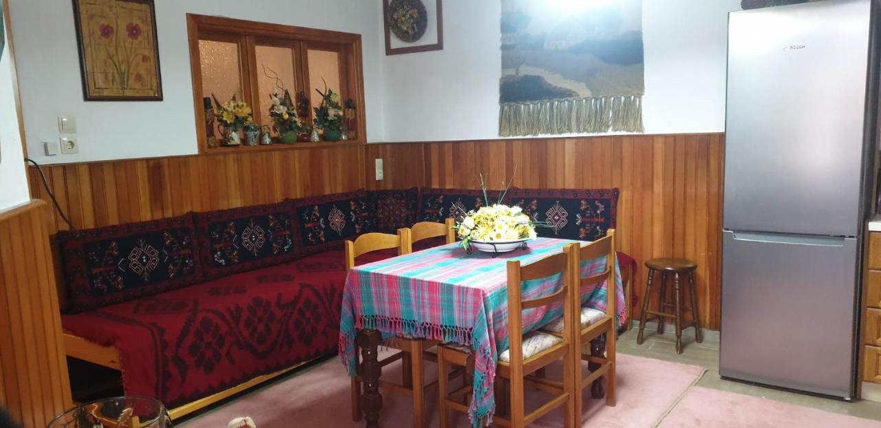 Eufrosini Guesthouse เมทโซโว ภายนอก รูปภาพ