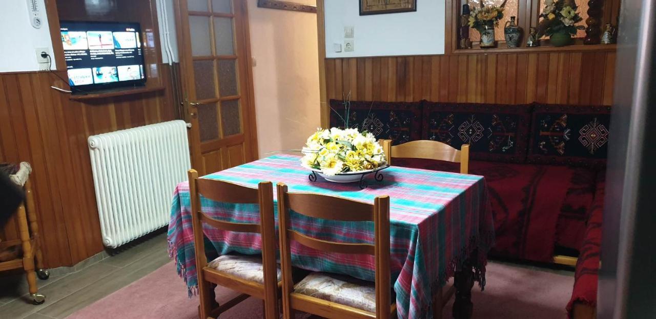 Eufrosini Guesthouse เมทโซโว ภายนอก รูปภาพ